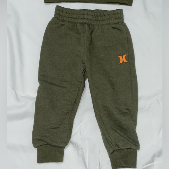 Hurley Kids Olive Jogger Set with Camouflage and Orange Details, Sz 2T - Picture 3 of 5